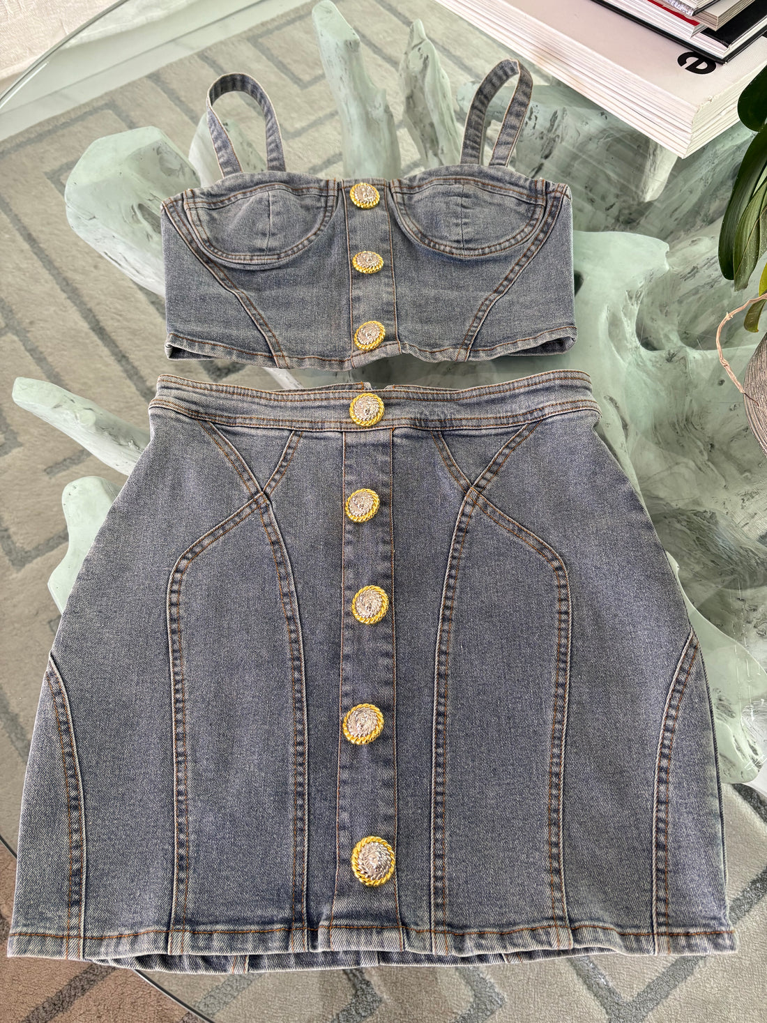 Leon Jean Set