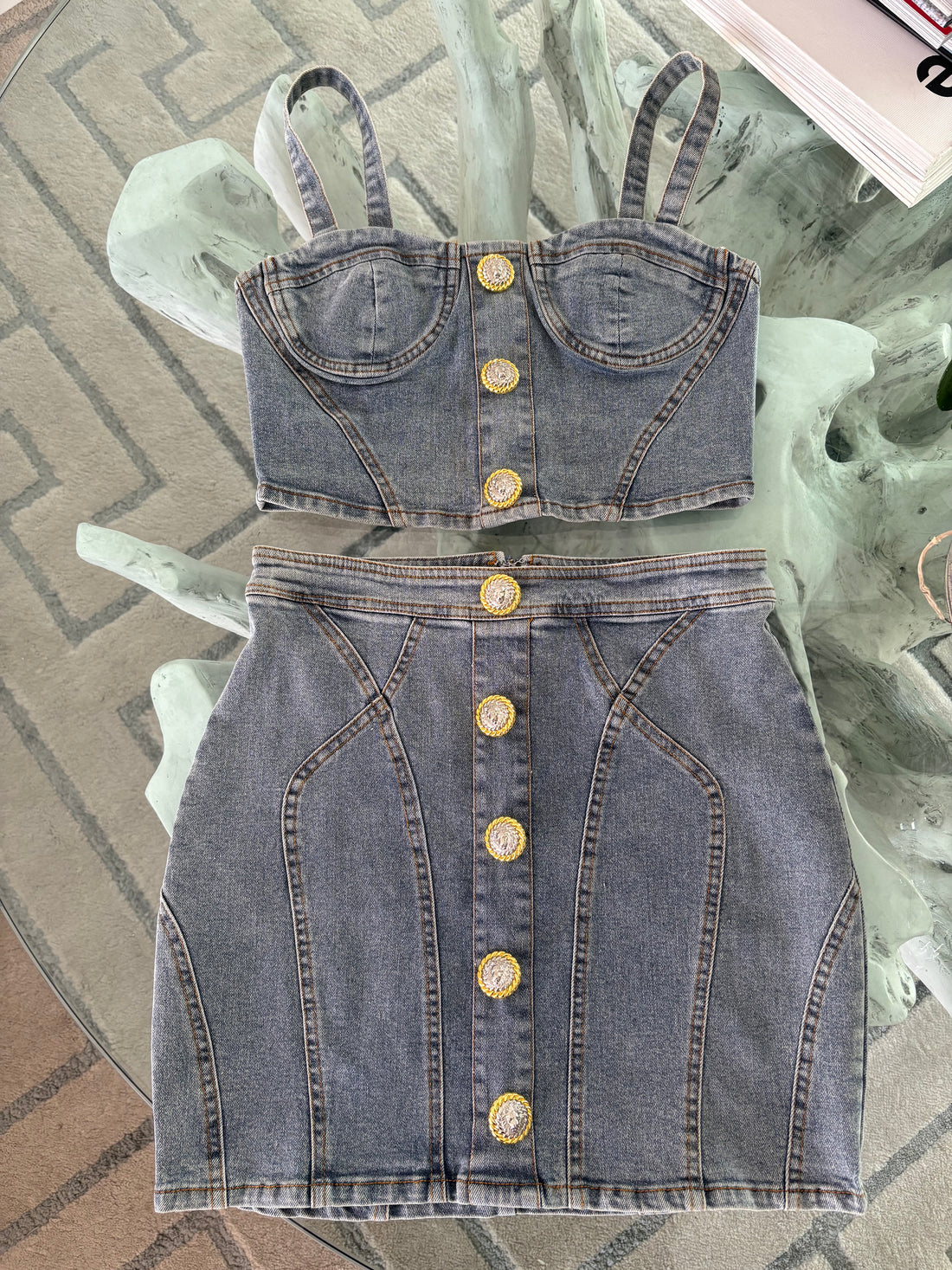 Leon Jean Set