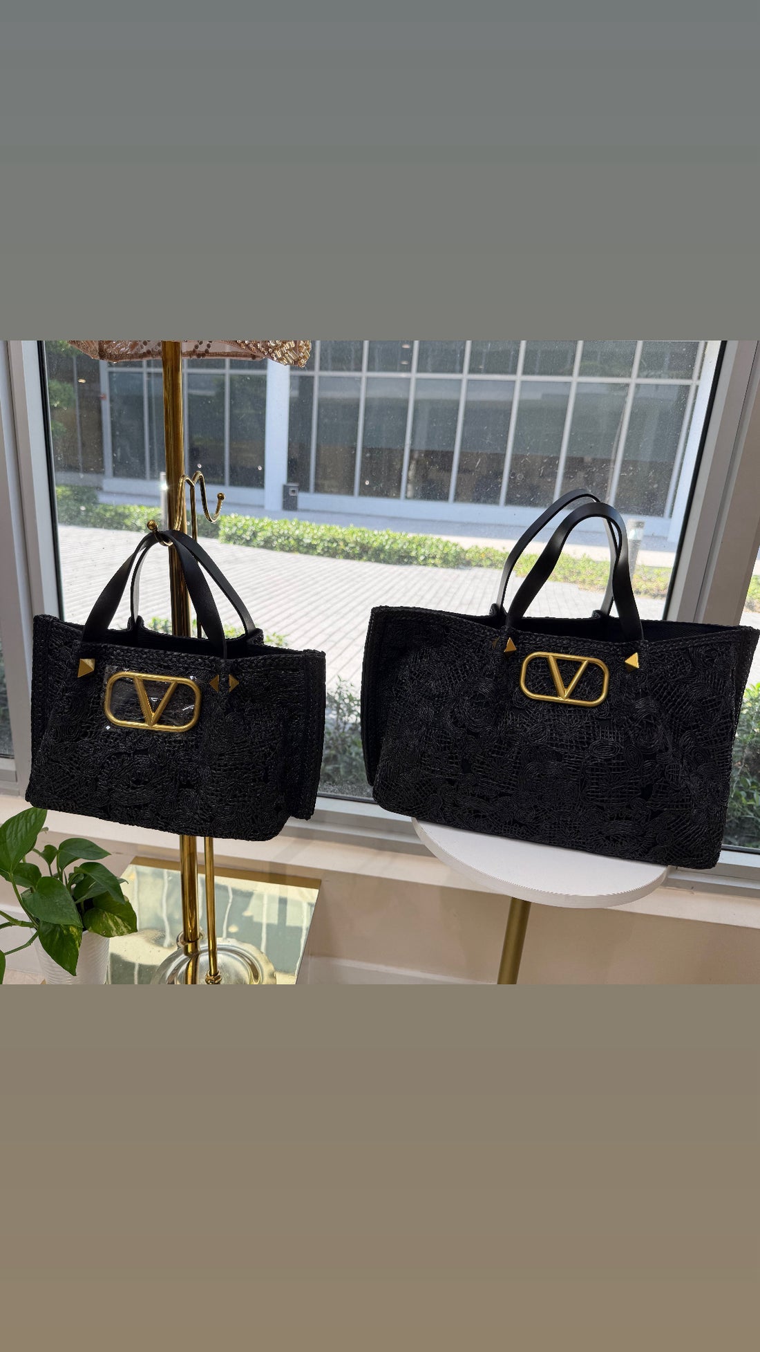 New Small V Bag