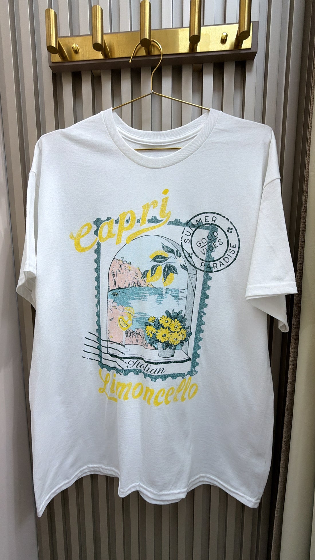 Capri T-shirt