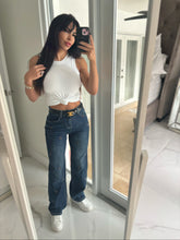 Load image into Gallery viewer, Celine Jeans w/ Belt