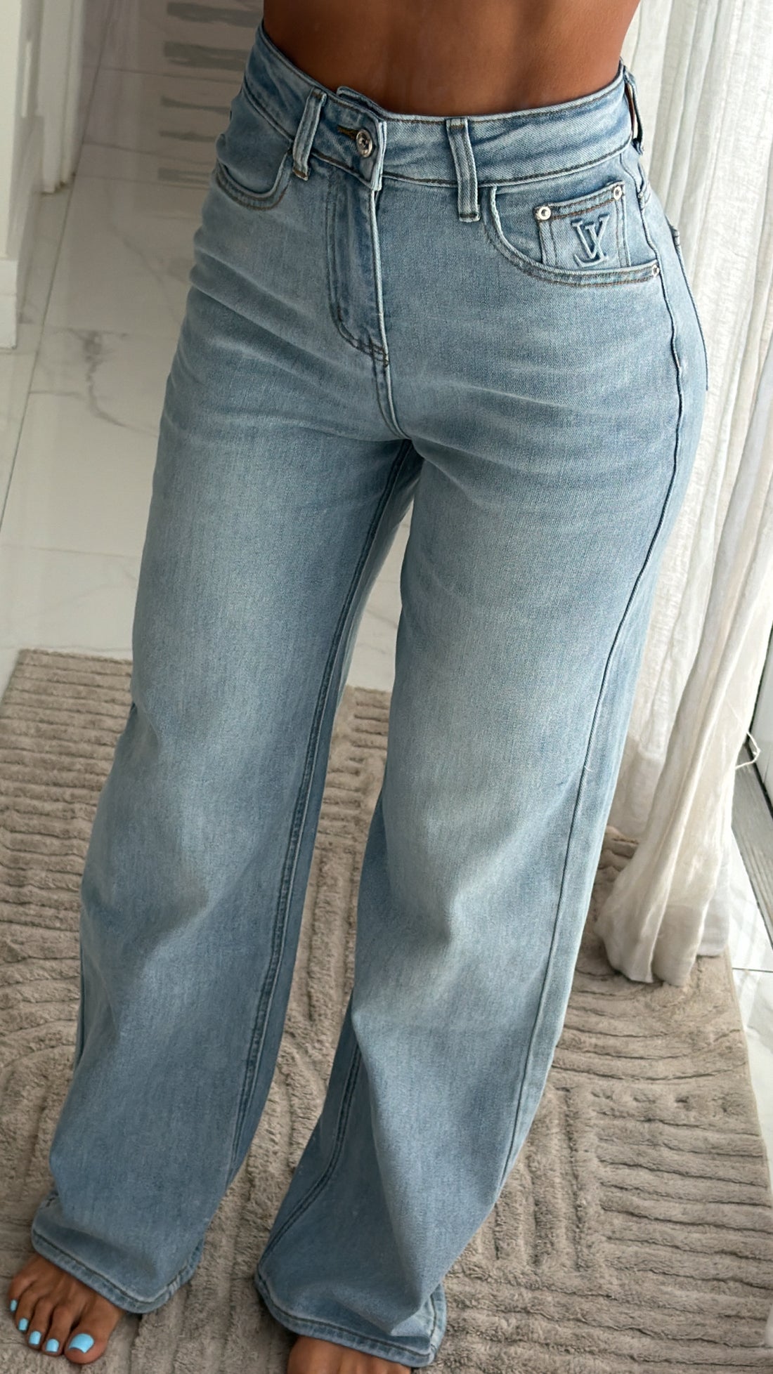 Lv Jeans
