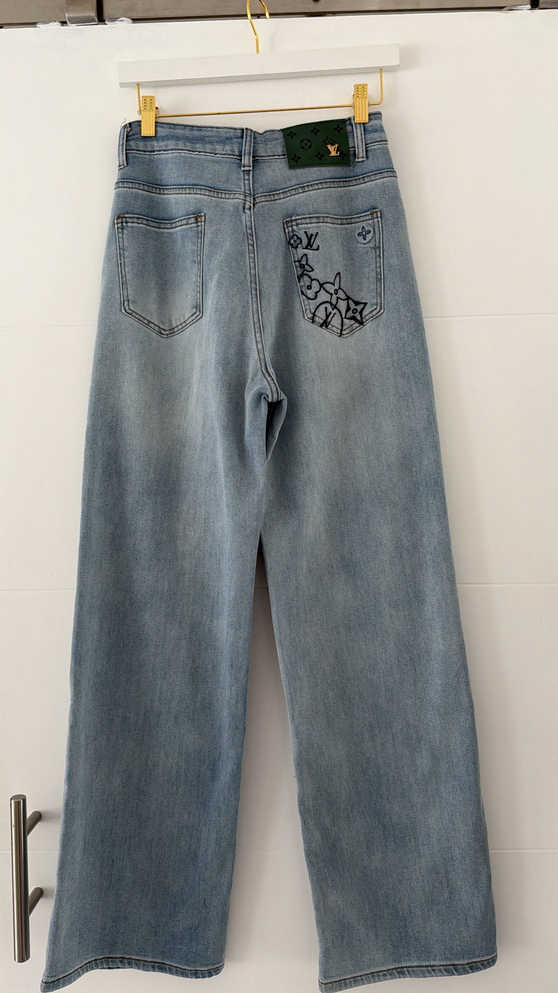 Lv Jeans