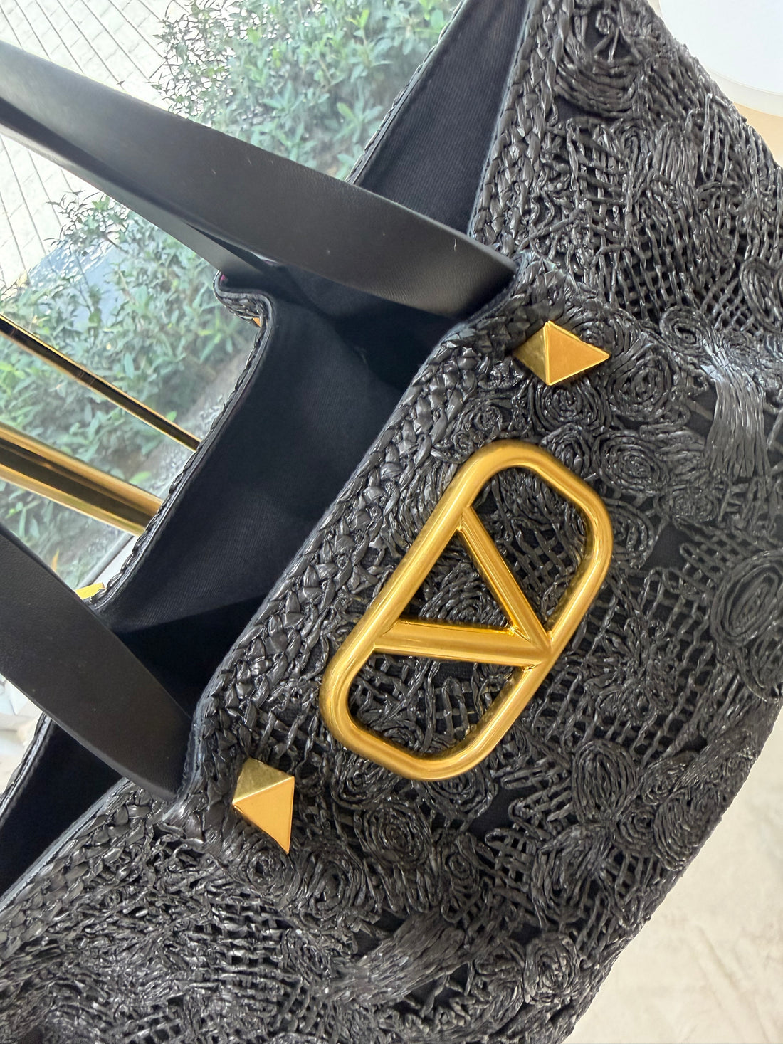 New Small V Bag