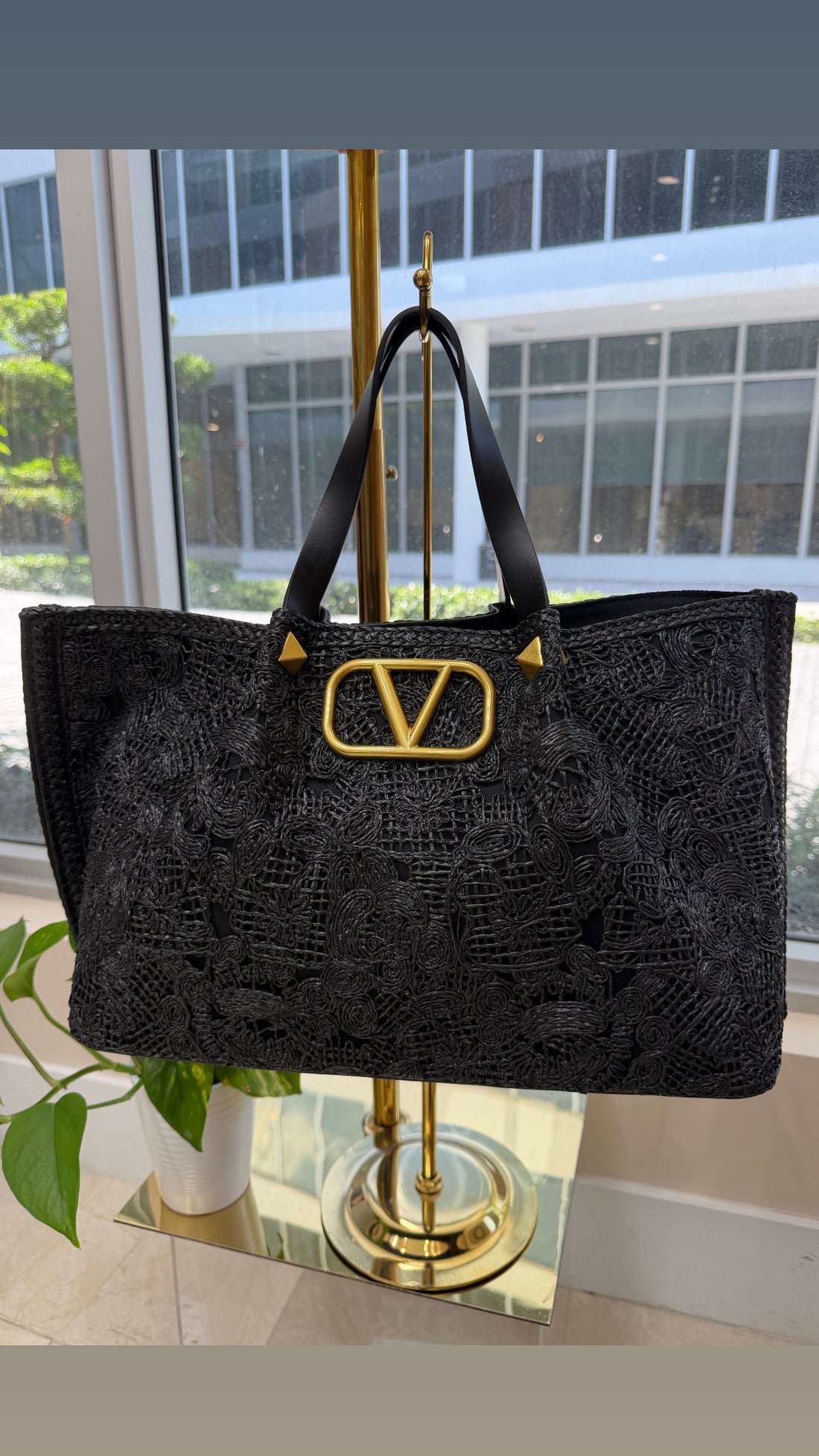 New Small V Bag